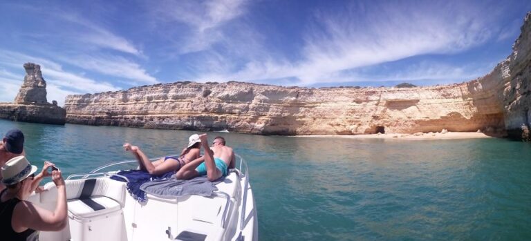 Portimão: Private Benagil Cave Boating Tour