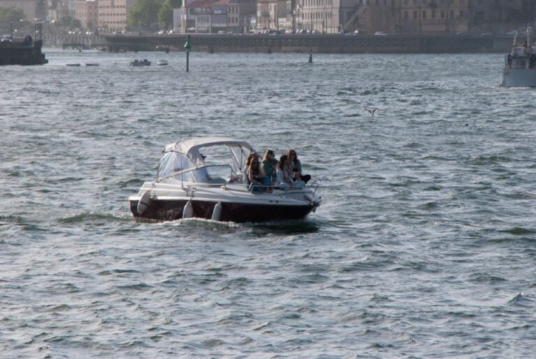 Porto: 6 Bridges Private Boat Tour (Max 6px) – Sunset Option