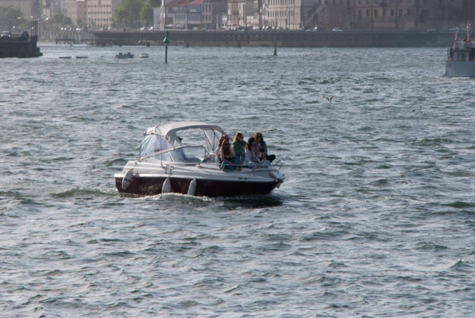 Porto: 6 Bridges Private Boat Tour (Max 6px) - Sunset Option - Tour Pricing and Duration