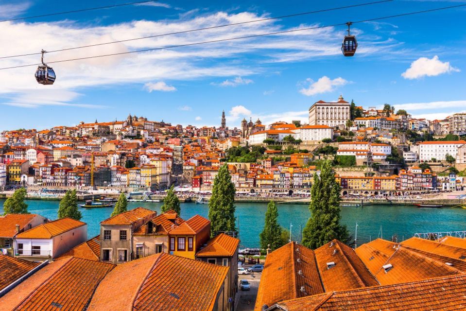 Porto's Romantic Pathways: A Love Story - Romantic Journey Through Portos Charm