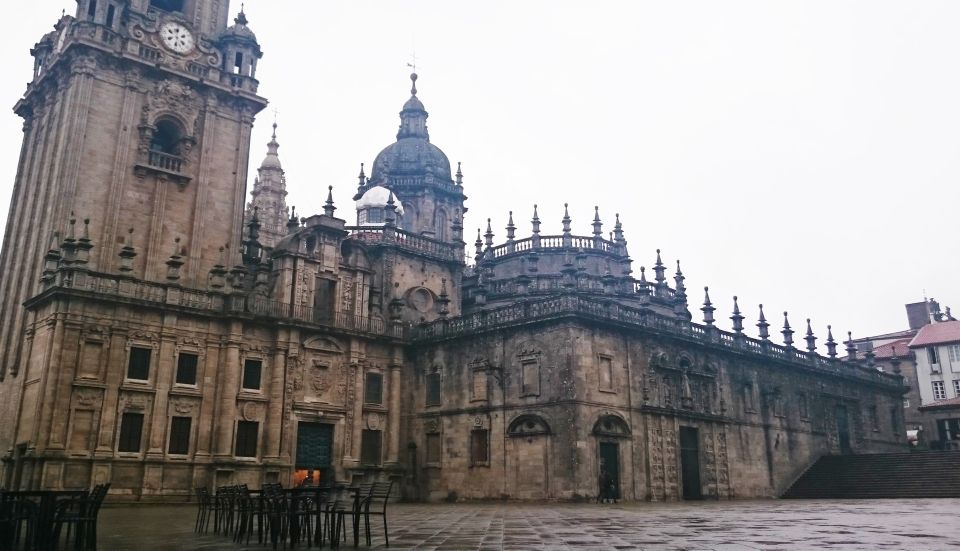 Premium Porto Santiago Compostela Tour Lunch & Wine Tasting - Tour Price and Duration