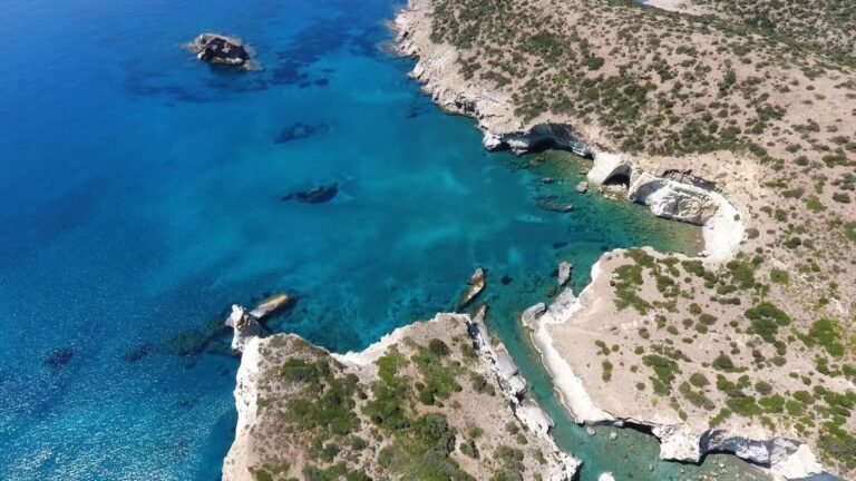 Private Boat Tour at Your Top 4 Beaches in Milos