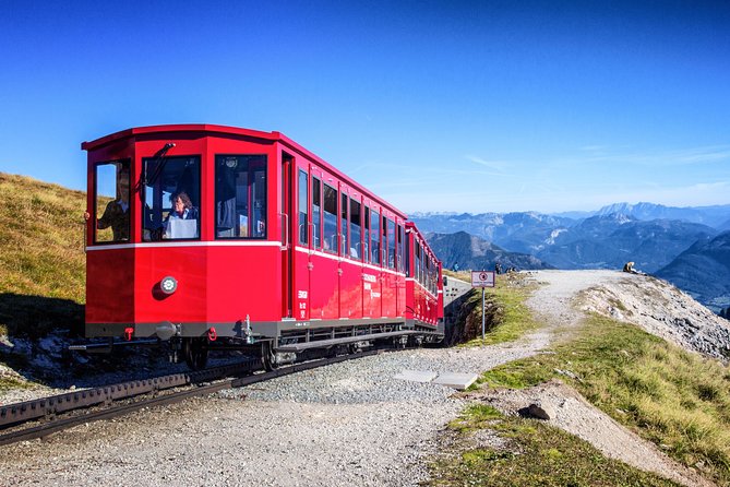 Private Lake District, St. Wolfgang and St. Gilgen Tour