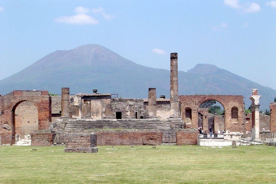 Private Tour Pompeii+Mont. Vesuvius - Tour Details