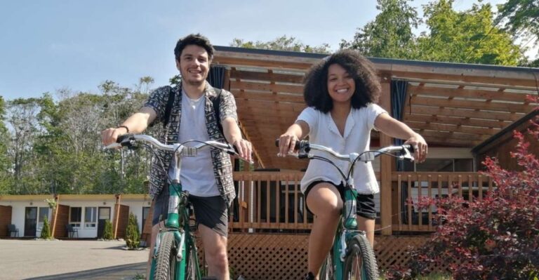 Quebec City ;Regular Bike Rental on Romantic Ile Dorléans