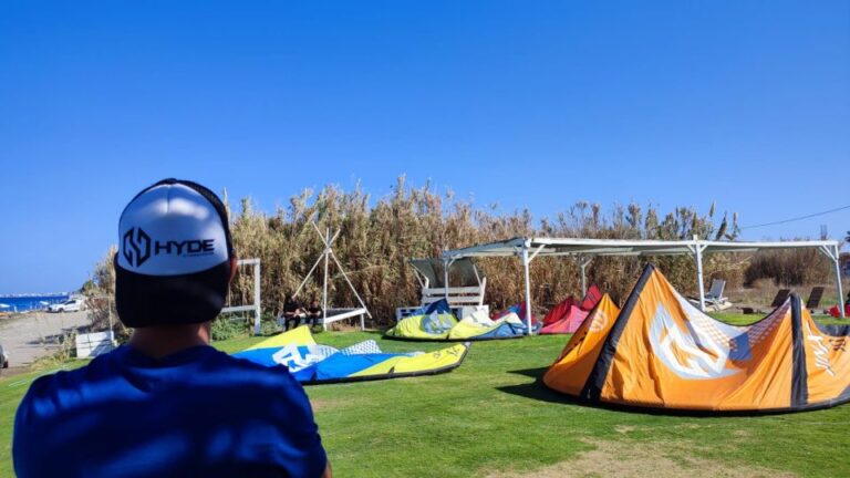 Rhodes: Kitesurfing Lessons for Beginners – Group Lesson