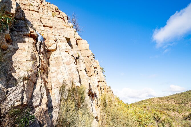 Rock Climb and Abseil – Onkaparinga River National Park