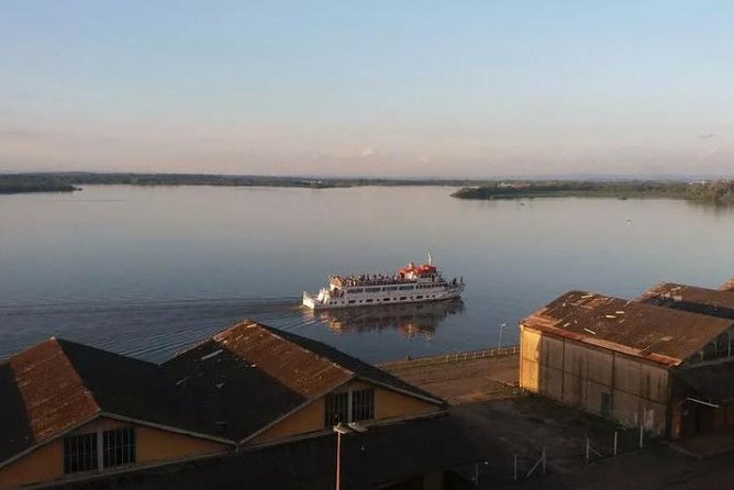 Sailing in Guaíba With White Swan Boat - Porto Alegre - Departure Point and Time