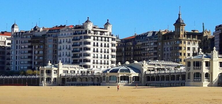 San Sebastian: Private Walking Tour W/ Panoramic Views