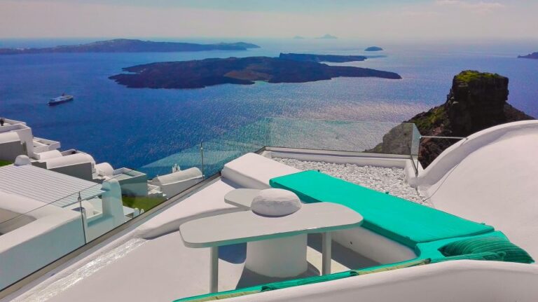 Santorini: Popular Destinations Private Tour With Guide