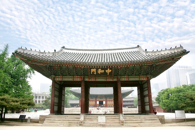 Seoul : Deoksugung Palace Half Day Walking Tour - Tour Overview and Details