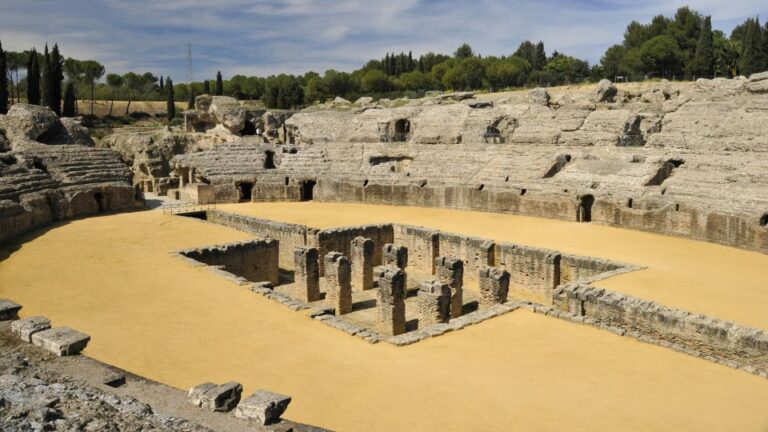 Seville: Private Guided Tour of Italica With Hotel Pickup