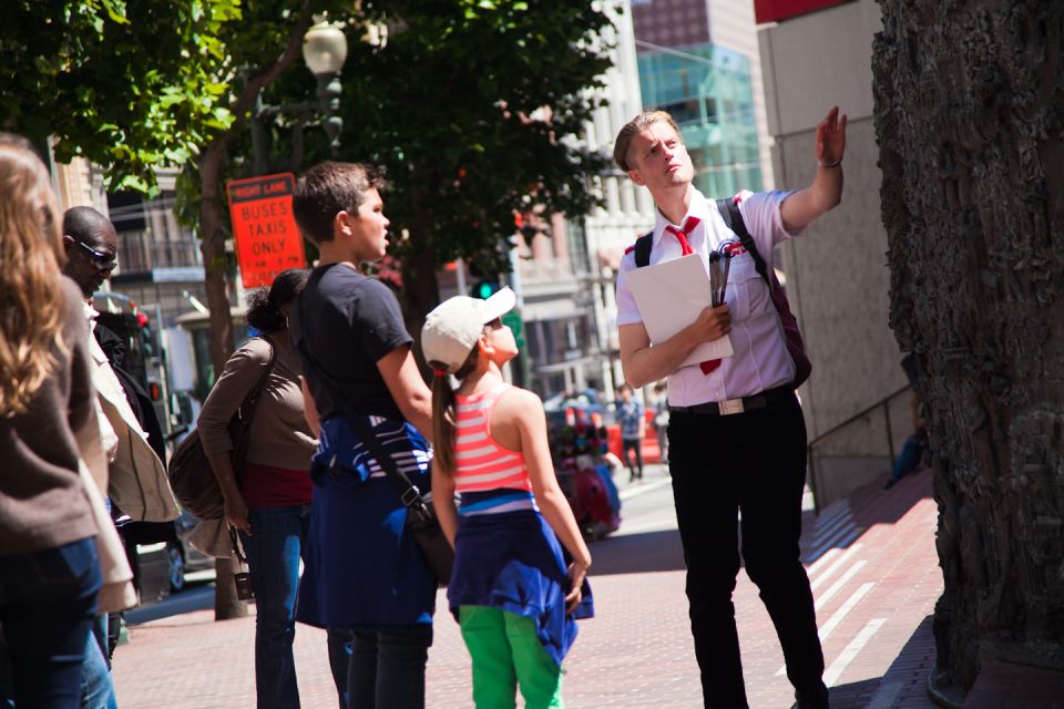 SF: Hop-On Hop-Off Bus Tour & California Academy of Sciences - Language Options and Features