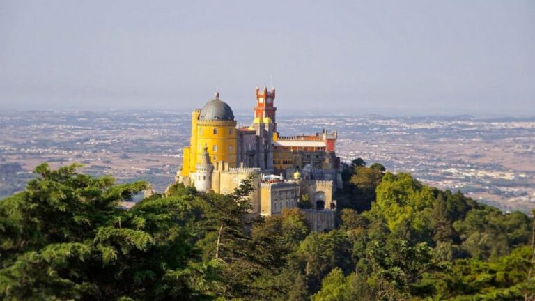 Sintra: Tour Thru a Magical and Romantic City