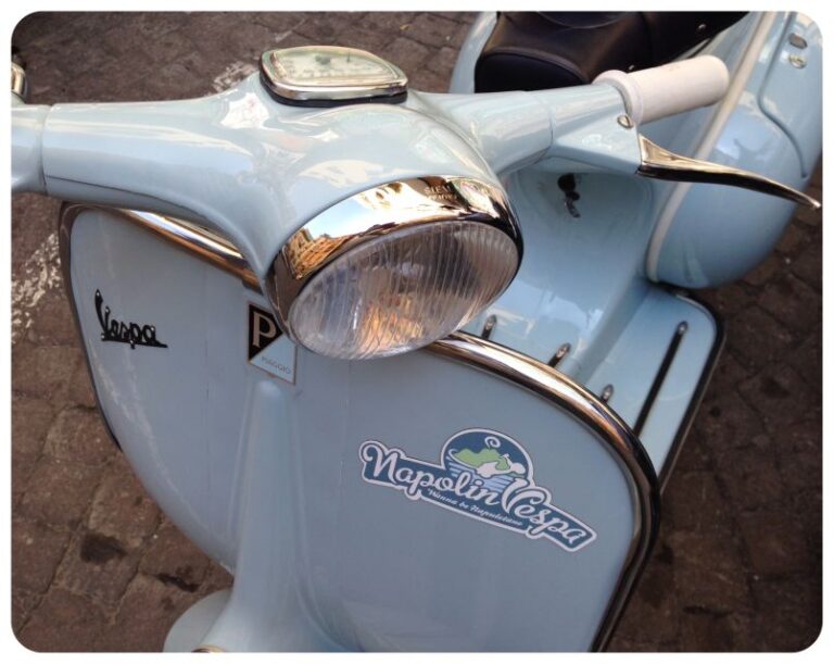 Sorrento: Amalfi Coast Full-Day Private Vintage Vespa Tour