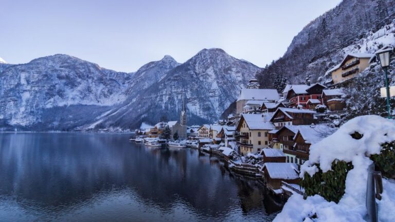 Special Christmas Tour Around Hallstatt