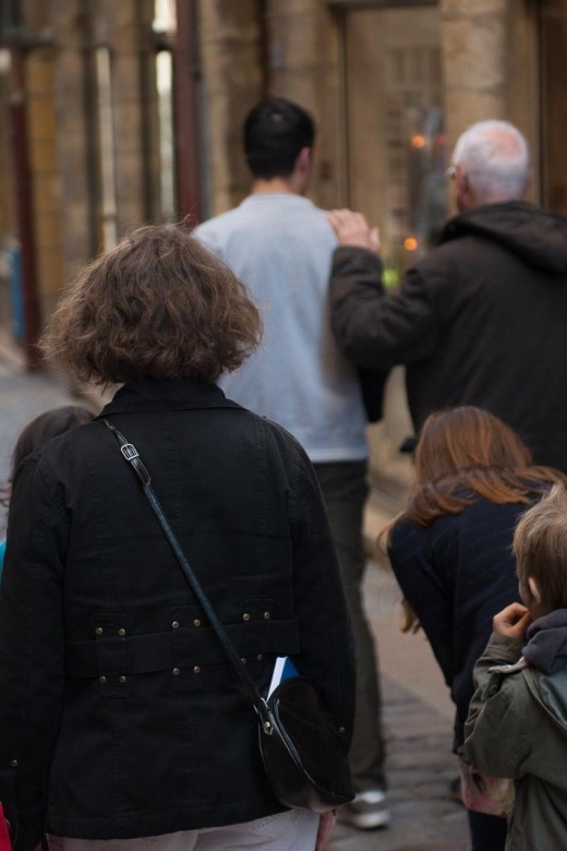 Storytelling Tour of the Vieux-Lyon for Children in French - Unforgettable French Storytelling Experience