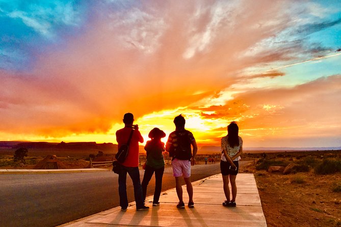 Sunset Tour of Monument Valley - Tour Highlights