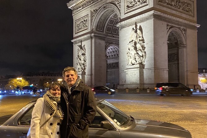 Unforgettable Tour of Paris at Night in a Vintage Car