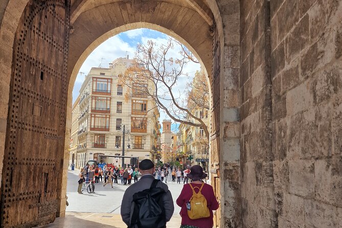 Valencia: Art & Architecture Guided Tour With Monuments Tickets