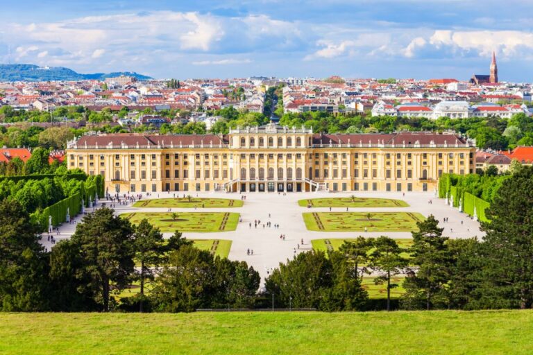 Vienna: Go City Explorer Pass for up to 7 Attractions