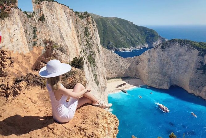 Zakynthos Private Tour to Shipwreck and Blue Caves