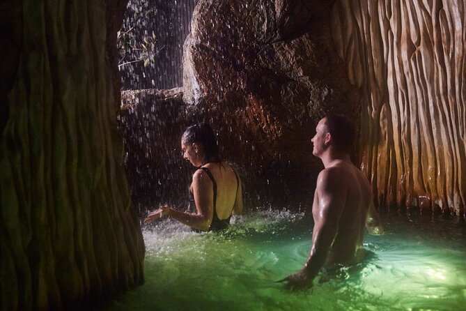 2-Hour Deep Blue Hot Springs in Warrnambool - Key Points