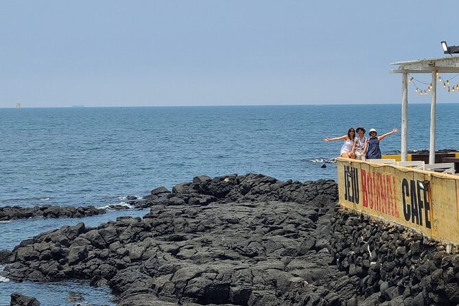 2-Day Private Taxi Day Tour in Jeju Island - What to Expect and Inclusions