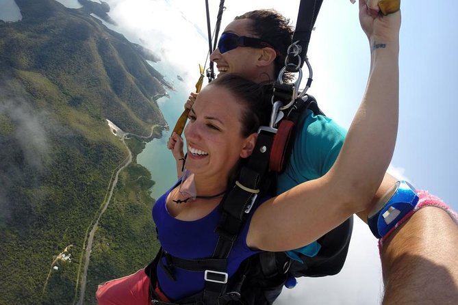 Airlie Beach Tandem Skydive - What to Expect Onboard