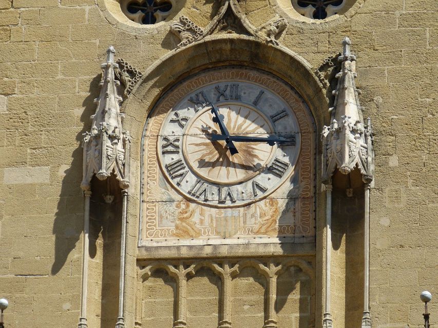 Aix-en-Provence: Private Walking Tour - Tour Duration and Languages