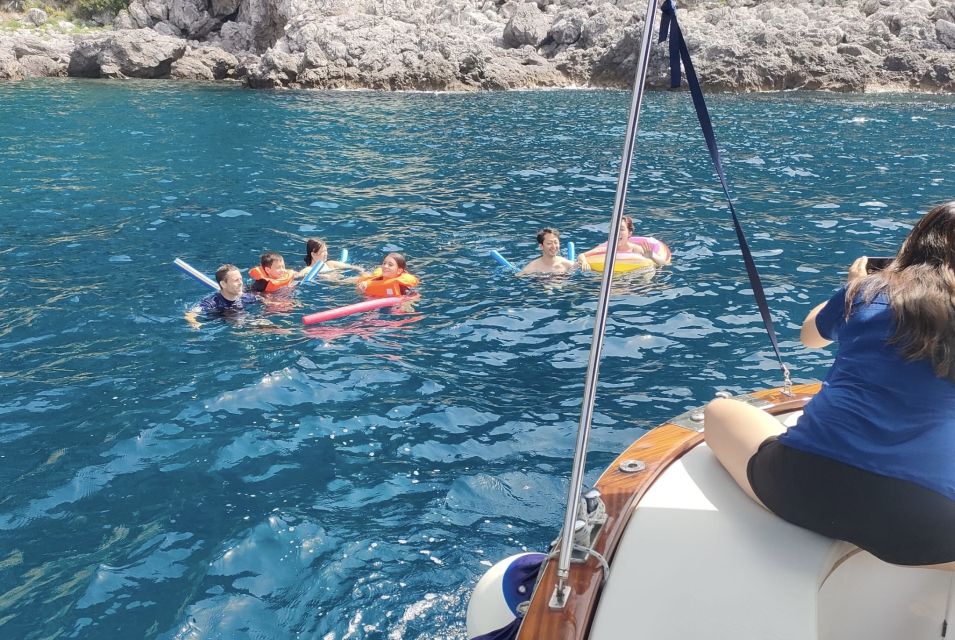 Amalfi Coast: Boat Adventure – Caves, Beaches, Positano - Tour Experience