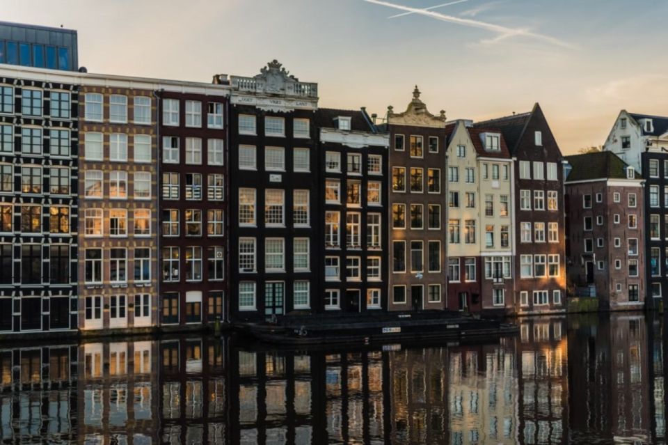 Amsterdam City Tour: Audio Guide App in Your Smartphone - Experience Highlights of the Audio Guide Tour