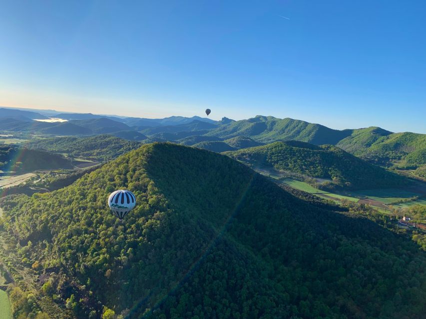 Balloon Flight in La Garrotxa With Transfer From Barcelona - Reservations