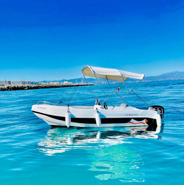 Benalmadena: Without a License Boat Rental - Boat Features and Inclusions