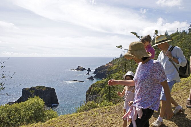 Breakfast Bushwalk in Norfolk Island - Meeting Point and Logistics