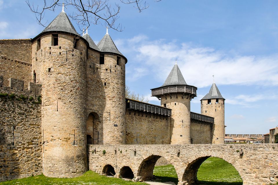 Carcassonne: Castle and Ramparts Entry Ticket - Explore the Castle and Ramparts