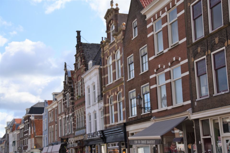 Delft: Private Historical and Cultural Guided Walking Tour - Multilingual Live Tour Guide Options