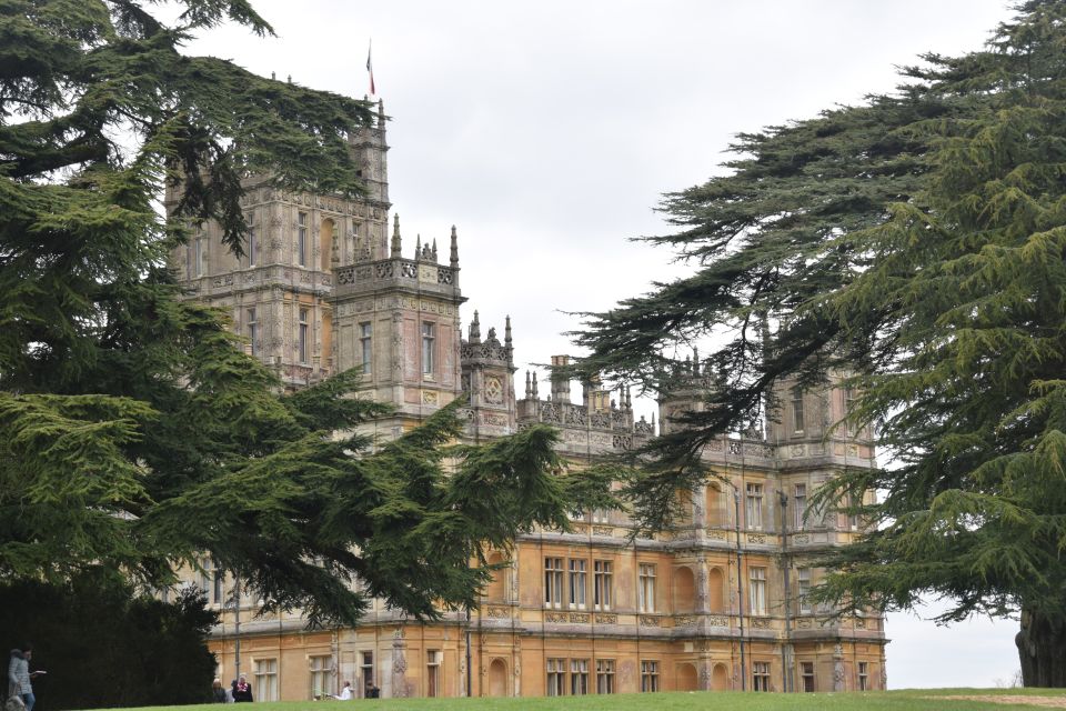 Downton Abbey and Village Small Group Tour From London - Tour Description