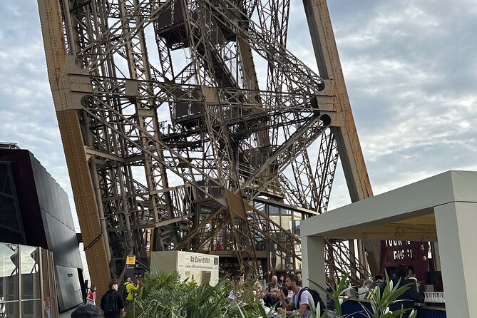 Eiffel Tower Climbing Tour With Summit Lift Access (Ecklectours) - Tour Inclusions and Upgrades