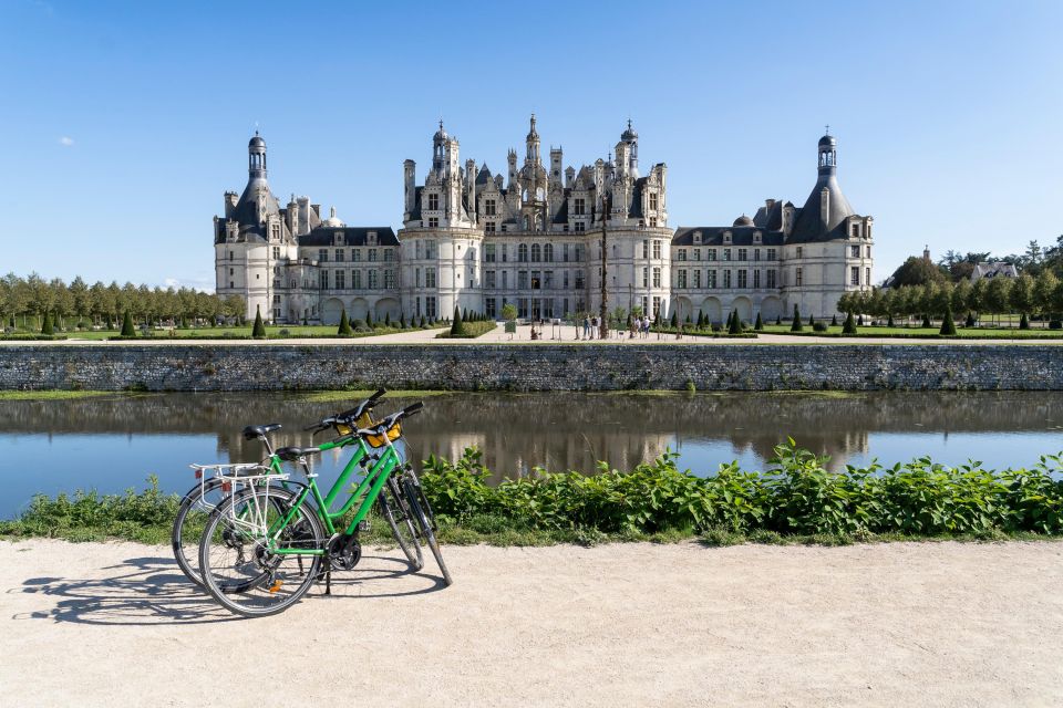 From Blois: Chambord, Wine & Cycling - Highlights of the Tour