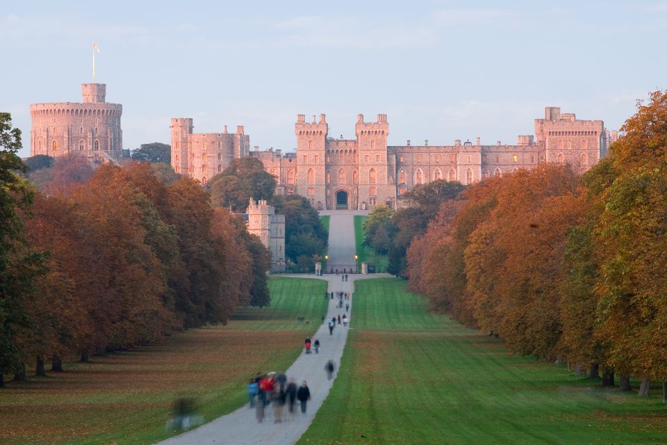 From London: Royal Guided Tour of Windsor Castle - Tour Description