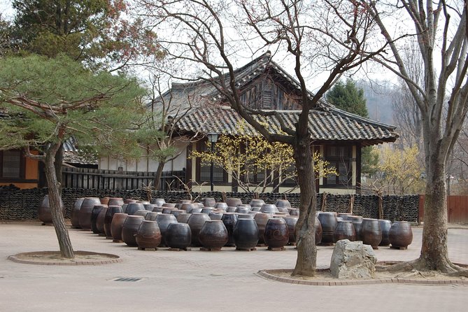 Gyeongbok Palace and Korean Folk Village Tour - Discovering Seouls Hidden Gems