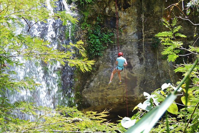 Las Lajas Canyon Canyoning Tour From San Gil - Meeting and Pickup Details