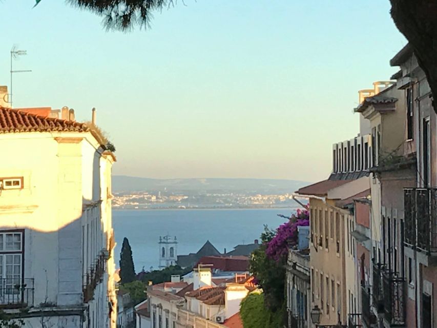 Lisbon: Private Guided Electric Tuk Tuk Tour With Tastings - Tour Highlights