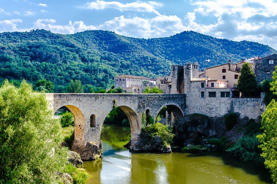 Medieval Towns of Catalonia Full-Day Car Trip From Barcelona - Activity Description