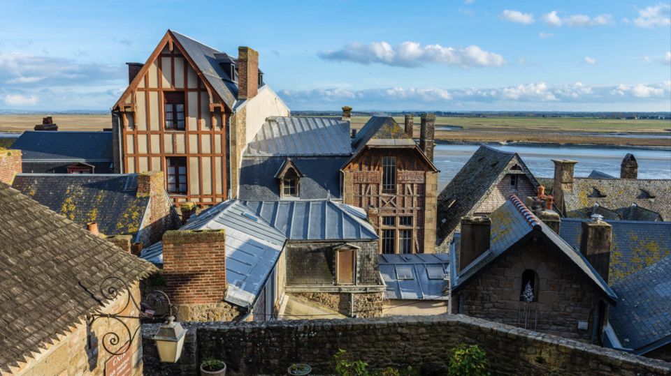 Mont-St-Michel: Small Group Guided Tour With Abbey Ticket - Activity Highlights