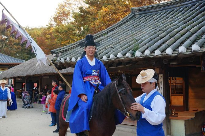 Namhansanseong UNESCO Historical Sites and Korean Folk Village-Private Tour - Korean Folk Village Experience