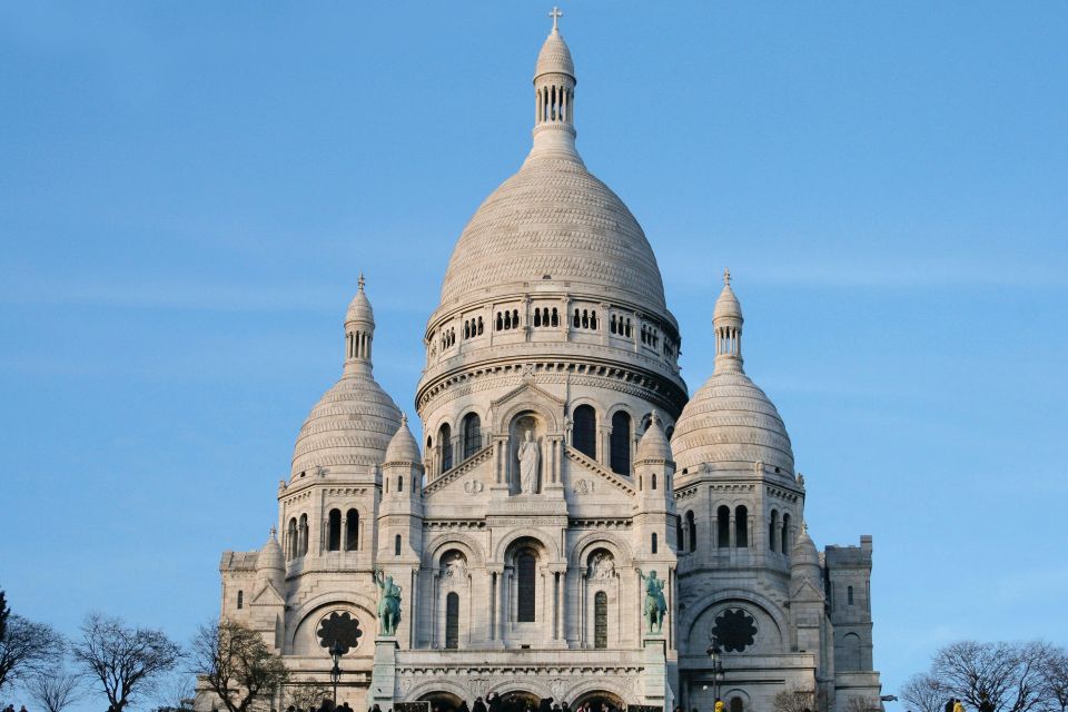 Paris: Montmartre Private Guided Tour & River Cruise Option - Tour Experience
