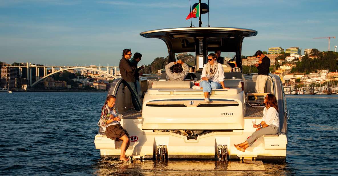 Porto: 2h SUNSET Private Luxury Yacht in the Douro - Description