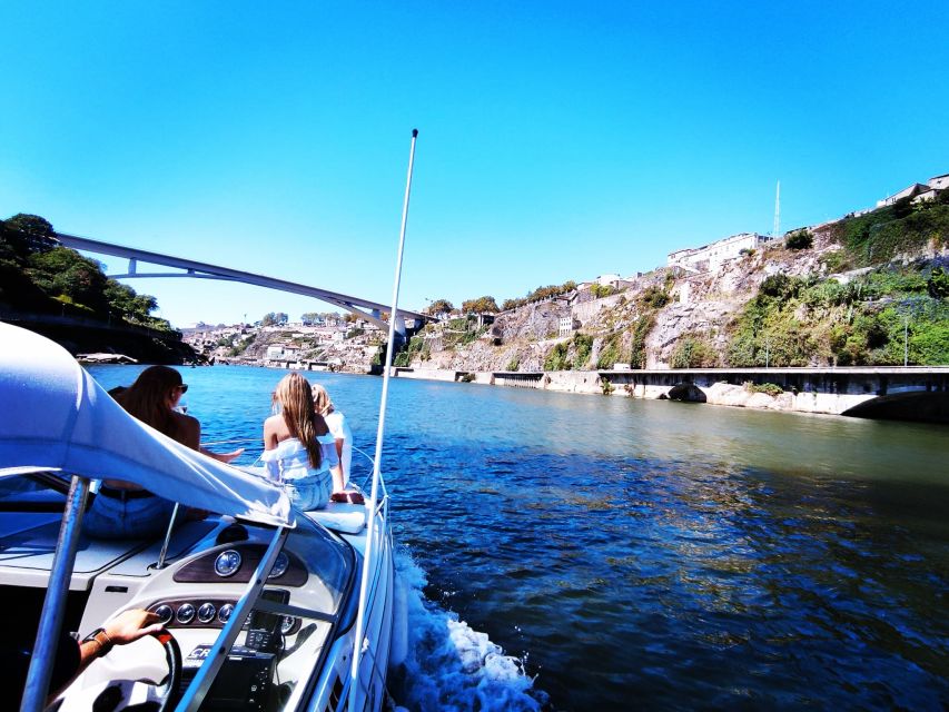 Porto: Private Boat Trip on Douro River (max 6px) 2h - Itinerary